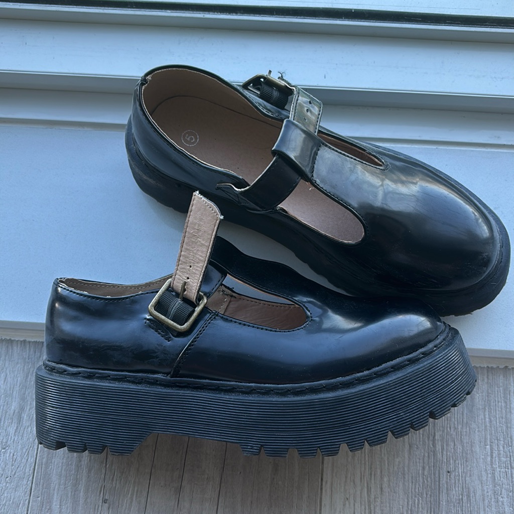 Only Worn Once Chunky Platforms